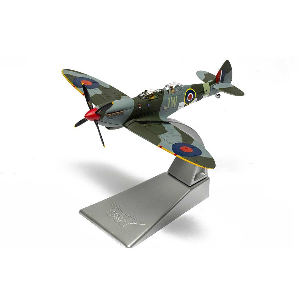 Corgi Supermarine Spitfire T9 Die cast Model 1:72 Scale.